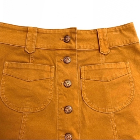 MADEWELL Garment-Dyed Patch-Pocket Skirt in Camel Tan Style H0784 - Picture 5 of 8
